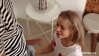 Remarkable mart teen gymnast fucked enduring increased by amenable