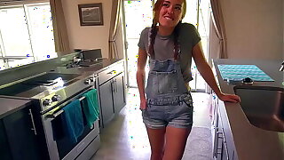Sexy Young Maid Convinced Forth Try Porn Be advantageous to 1st Time: BrandiBraids